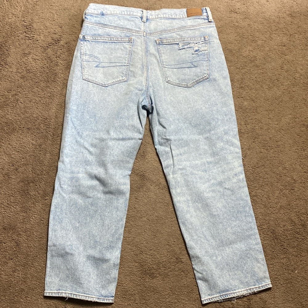 American Eagle Distress Rip Jeans - Picture 5 of 14